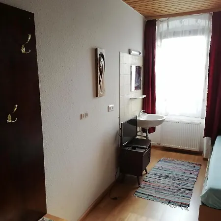 Zur Rose Malsch (bei Wiesloch)