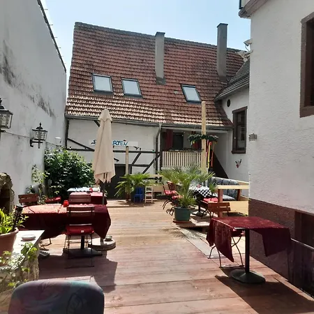 Zur Rose Мини-отель Malsch (bei Wiesloch)
